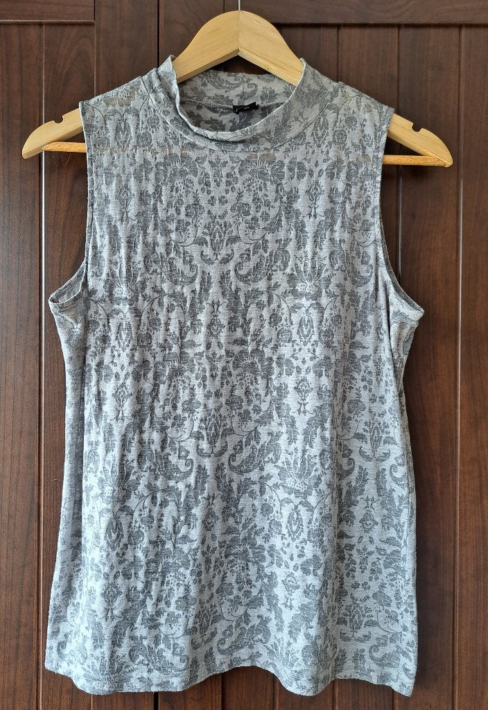 Leuk topje van Esprit in maat L, Kleding | Dames, Topjes, Verzenden, Maat 42/44 (L), Zonder mouw, Grijs