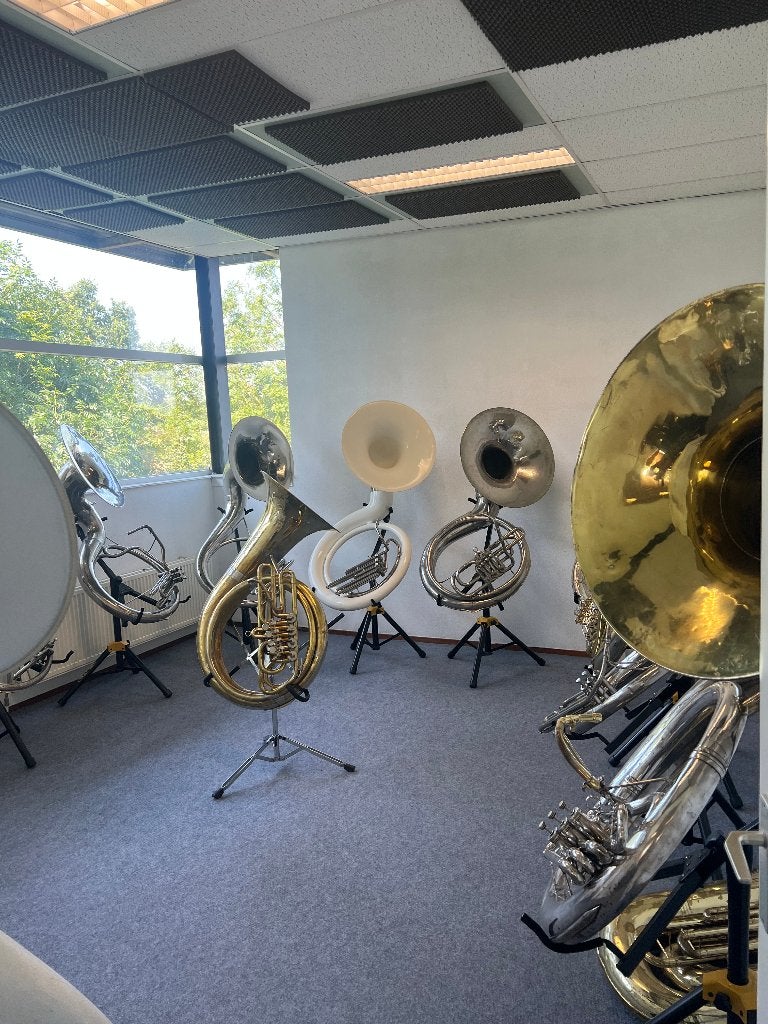 Nous avons des sousaphones/hélicons d'occasion en stock, Musique & Instruments, Enlèvement, Utilisé, Cuivre