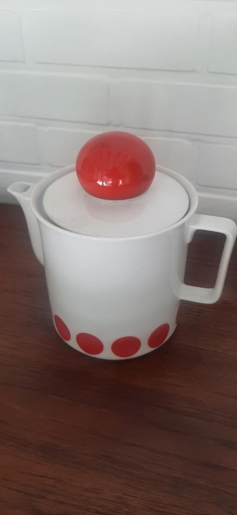 Vintage theepot polka dot. Rode bol, Ophalen
