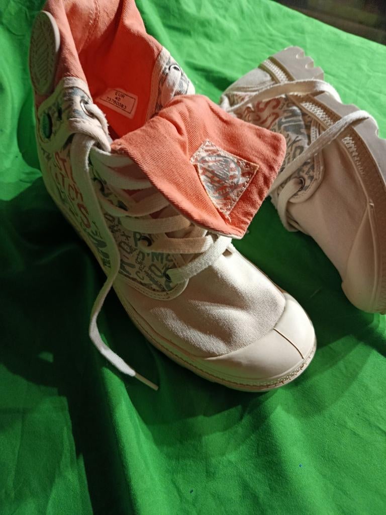 Palladium 40 - hyper printanier!, Vêtements | Femmes, Chaussures, Enlèvement