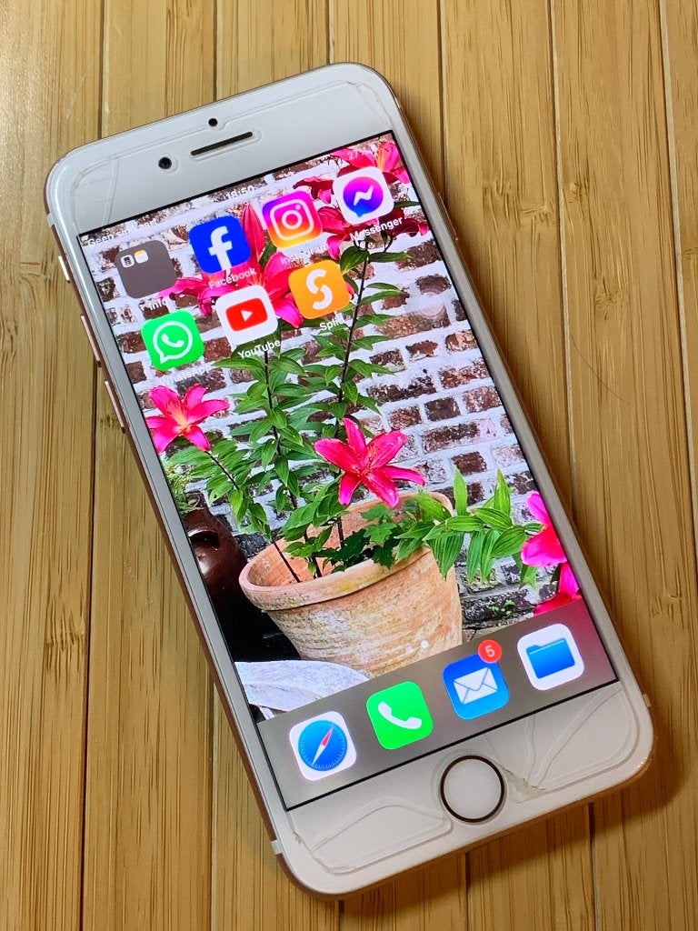 iphone 7 ** goede staat ** unlocked, Télécoms, Téléphonie mobile | Apple iPhone, 70 %, Rose, 32 GB, Enlèvement