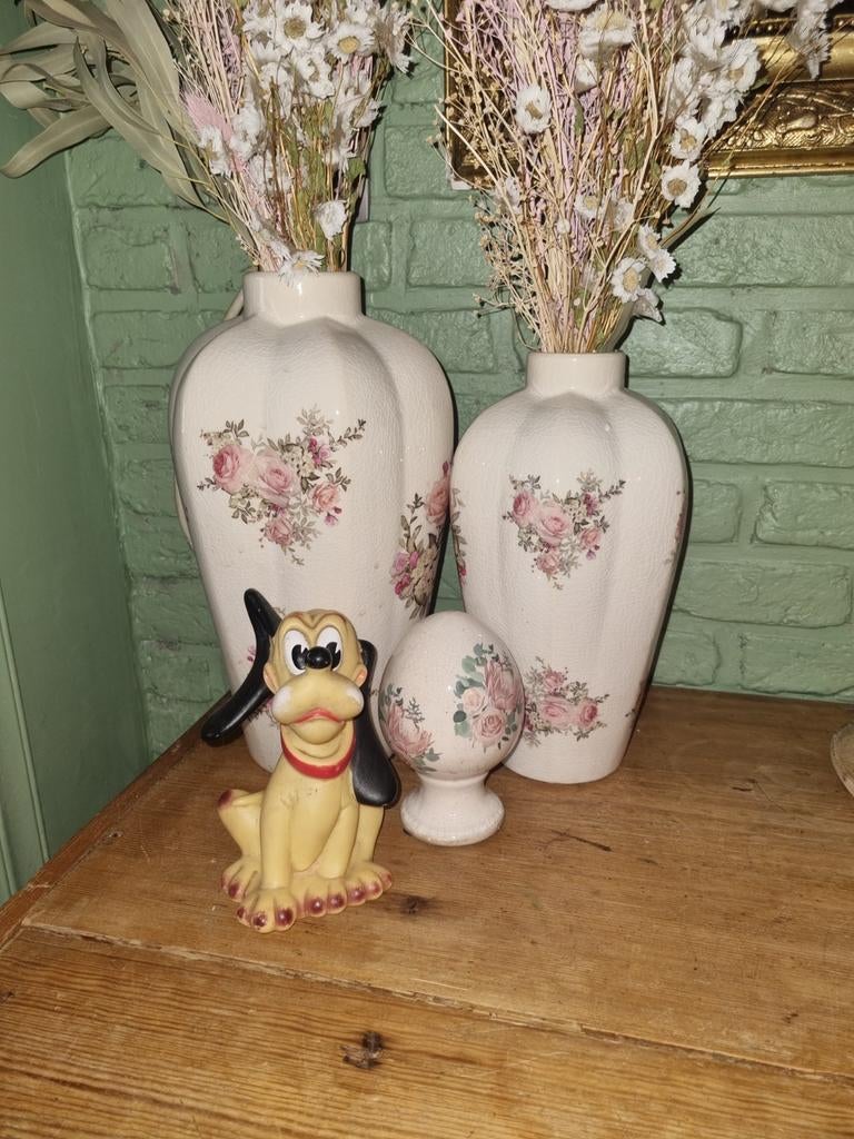 Pluto ledraplastic pouet pieper, Ophalen