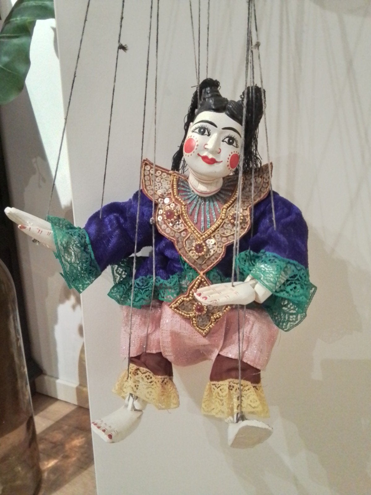 MOOIE OUDE HANDGESNEDEN HOUTEN MARIONETTE POP, 20 - 50 cm, Hout, Vrouw, Overige stijlen