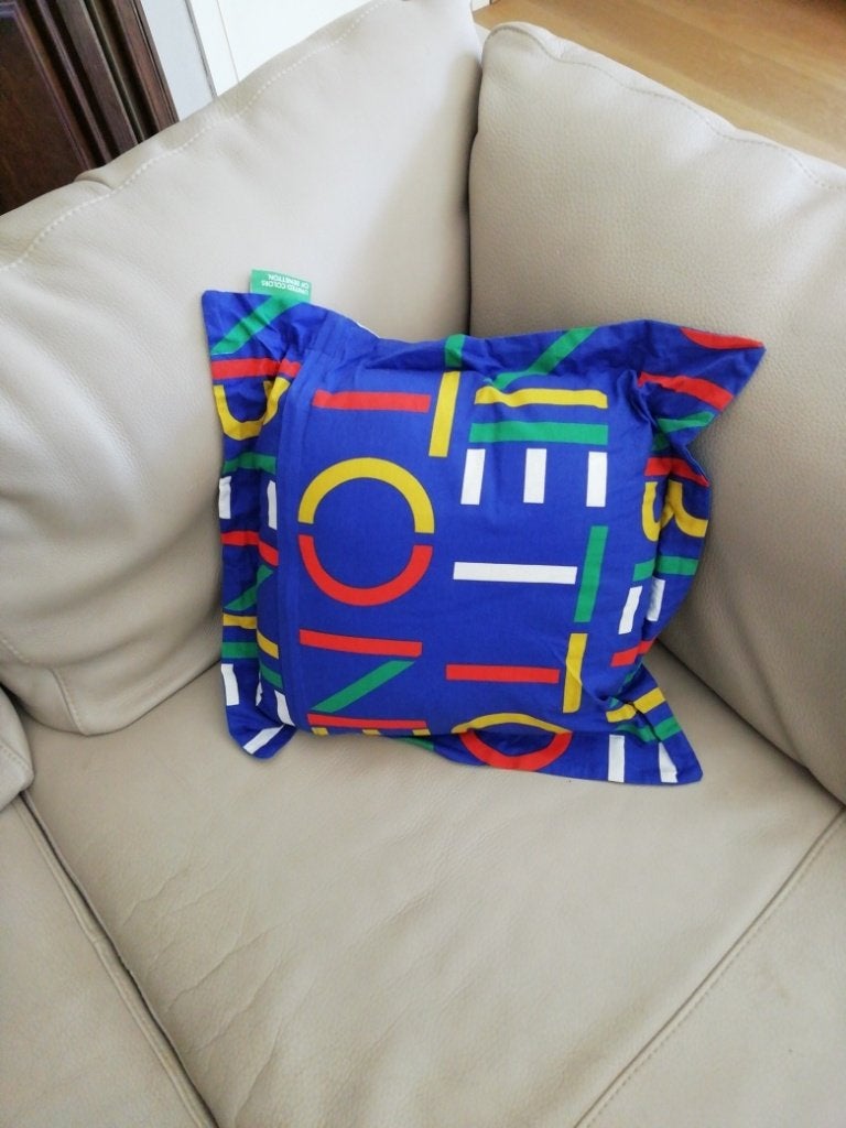 kussen BENETTON 40x40 cm, Maison & Meubles, Neuf, Coussin décoratif, Carré, Enlèvement
