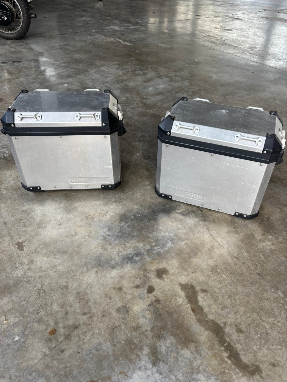 Alu koffers bmw r1200gs r1250gsa, Motoren, Ophalen, Zo goed als nieuw