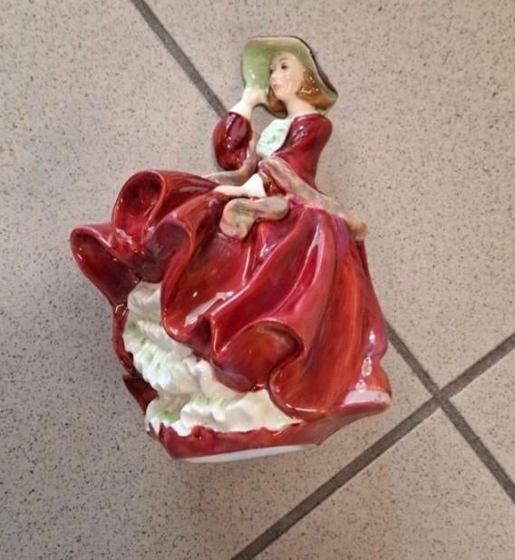 Top o the hill dame ,royal doulton, Ophalen of Verzenden