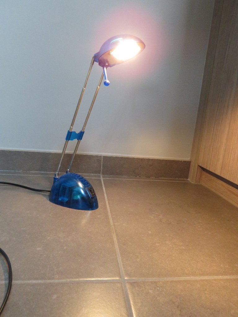 bureaulamp in perfecte staat, Blauw, Ophalen, Gebruikt, Bureaulamp