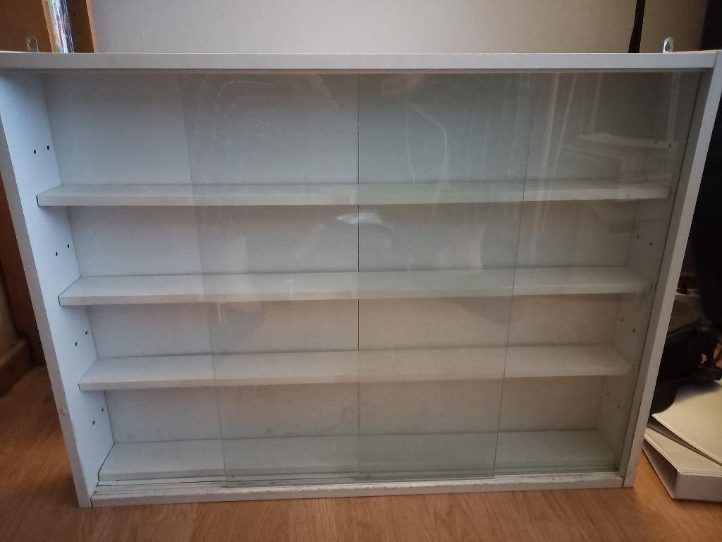 witte vitrinekast voor schaalmodellen, Ophalen, Gebruikt, 50 tot 100 cm, Minder dan 25 cm