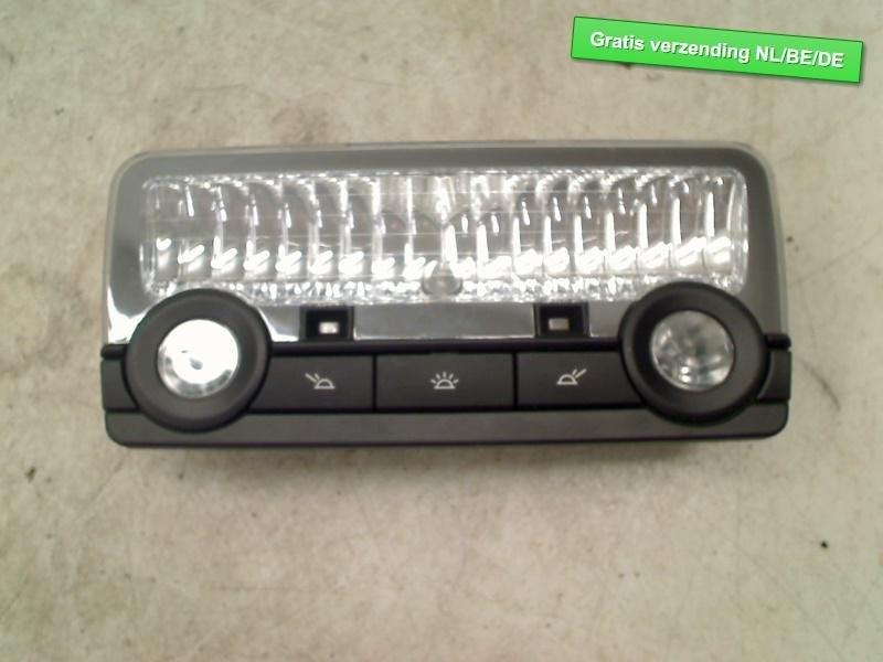 BINNENVERLICHTING ACHTER BMW 5 serie Touring (F11), Gebruikt, BMW, Petuelring 130
80809  München, DE, Bayerische Motoren Werke AG