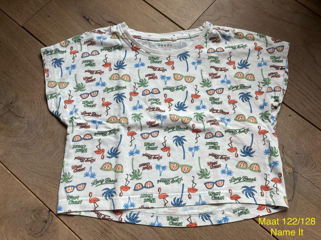 T-shirt - Name it - Maat 122/128, Enfants & Bébés, Vêtements enfant | Taille 122, Enlèvement ou Envoi, Chemise ou À manches longues