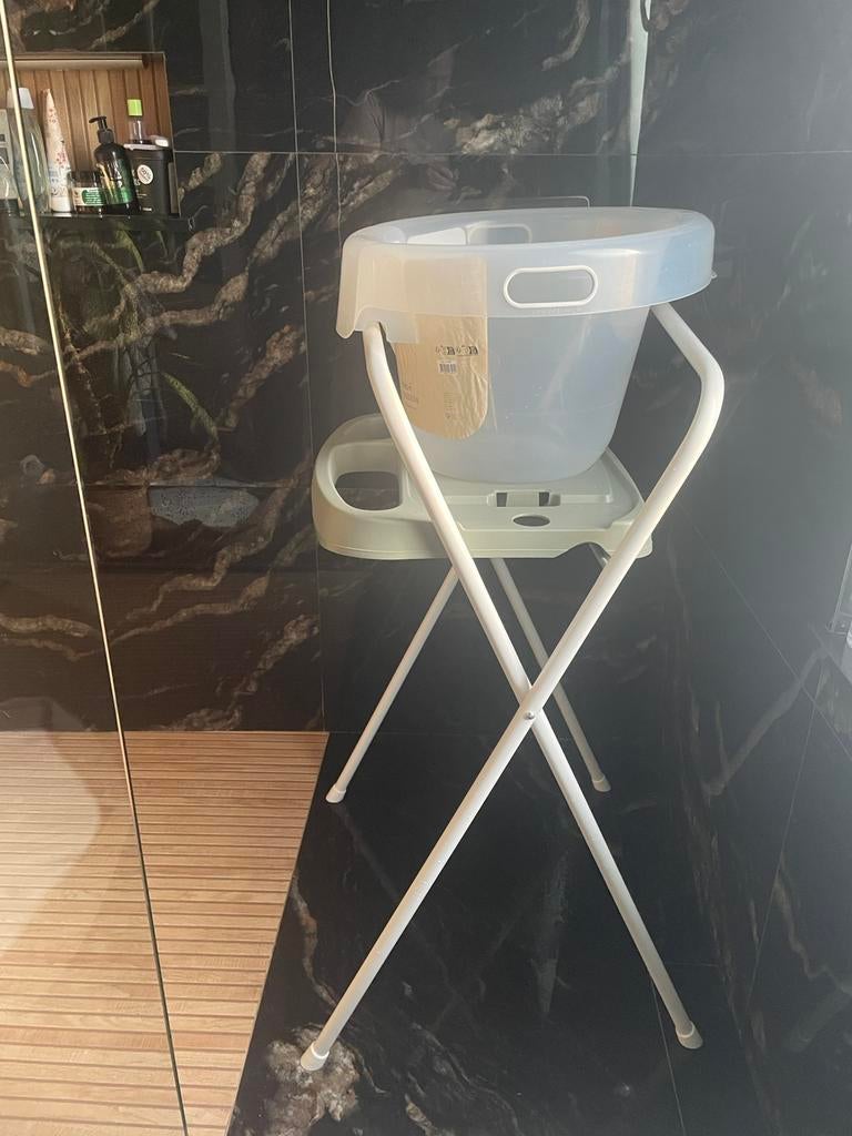 Bébé jou bubble bad inclusief bébé CLICK standaard, Kinderen en Baby's, Badjes en Verzorging, Ophalen, Zo goed als nieuw, Badje