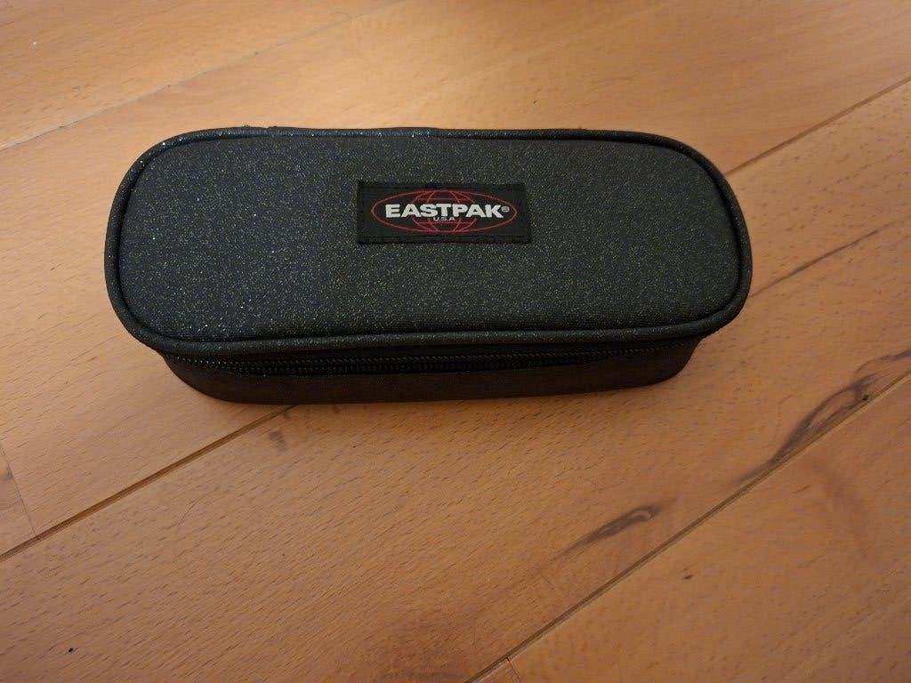 Pennenzak Eastpak - als nieuw, Ophalen of Verzenden