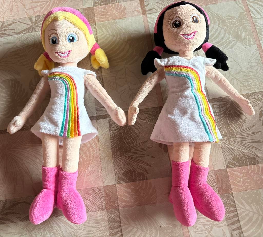 2x stoffen poppen van K3,Kristel en Kathleen .PPSt., Kinderen en Baby's, Speelgoed | Poppen, Ophalen of Verzenden, Zo goed als nieuw