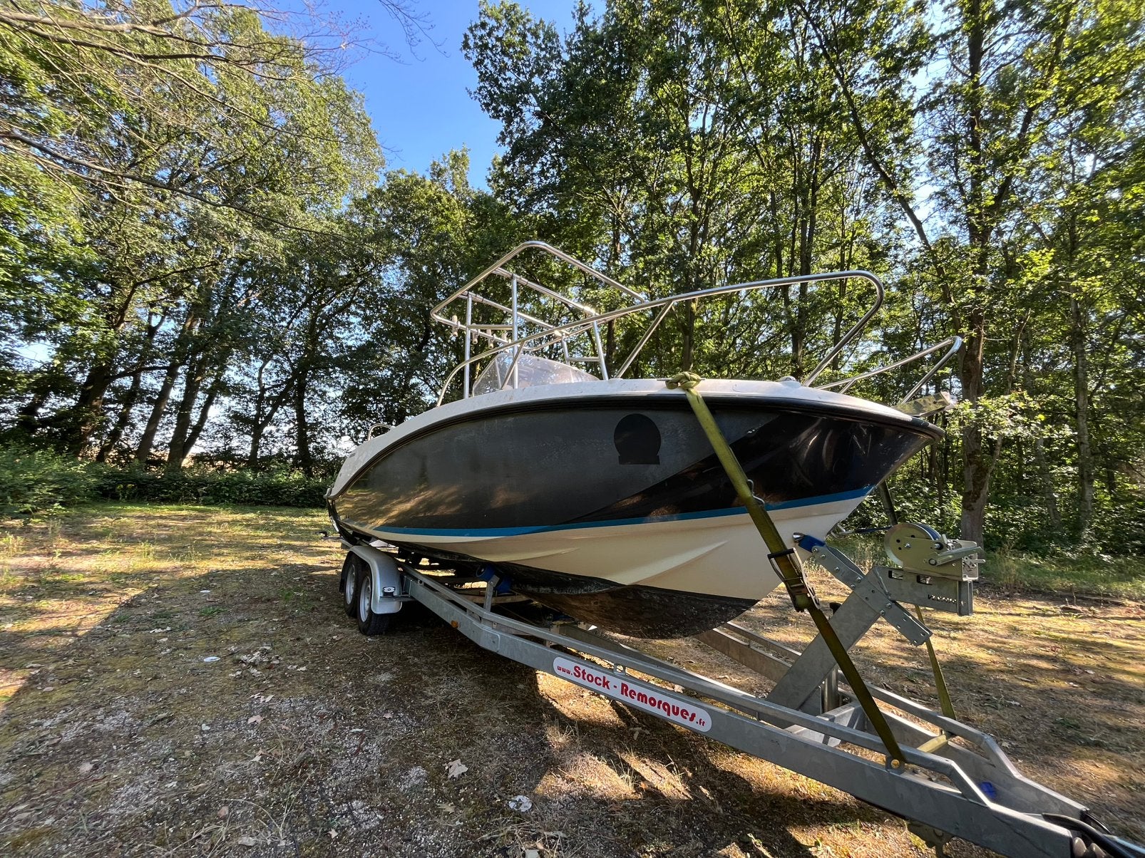 QUICKSILVER ACTIV 675 OPEN - SUZUKI DF150, Utilisé, Quicksilver, Moteur hors-bord, Bateau de pêche