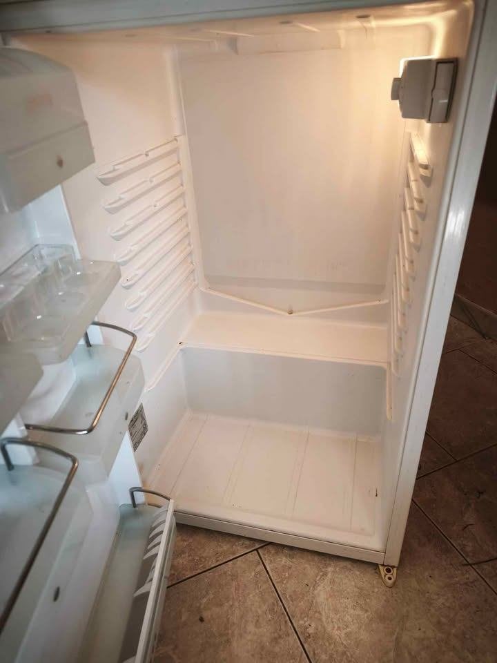 Frigo réfrigérateur smeg occasion à vendre, Elektronische apparatuur, Koelkasten en IJskasten, Ophalen, Gebruikt