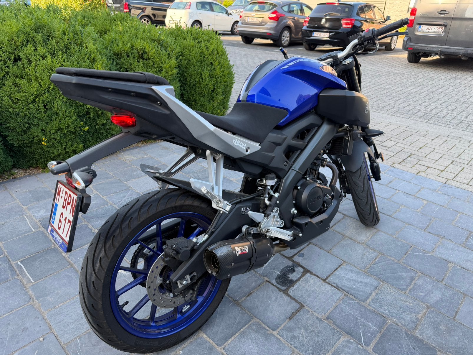 Yamaha MT125 - Parfait état - Pot d'échappement Mivv, Motos, Manuelle, Naked bike, Neuf, Particulier