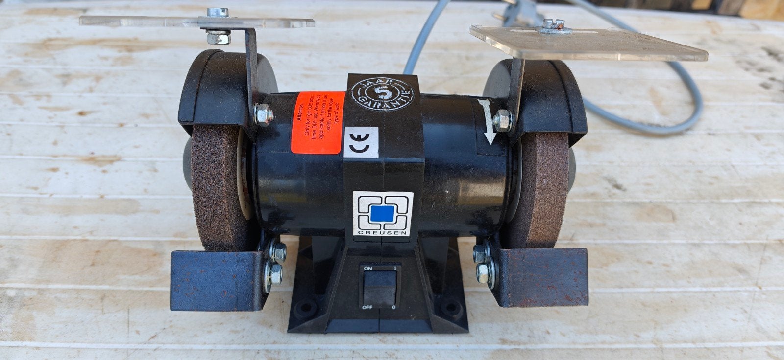 Zgan Creusen DS 6110 T Slijpmachine / Tafelslijpmachine, Ophalen, Gebruikt, Minder dan 700 watt, Werkbankslijpmachine