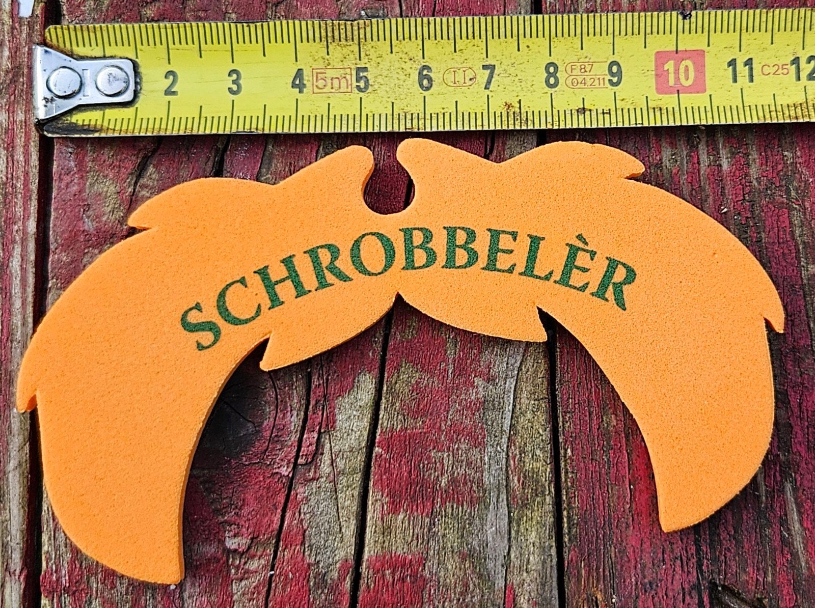 Schrobbelèr oranje snor rubber, Ophalen of Verzenden