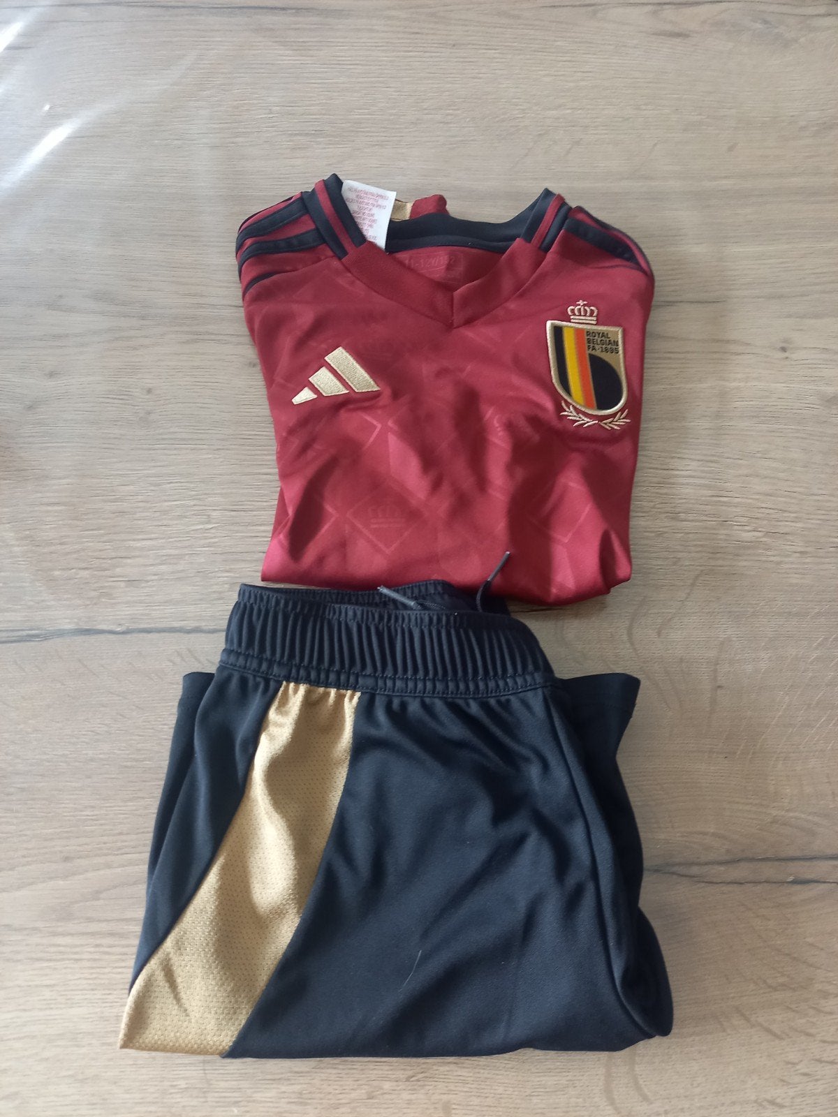 Rode Duivels voetbaltenue maat 152 11/12 jaar.Perfecte staat, Kinderen en Baby's, Ophalen