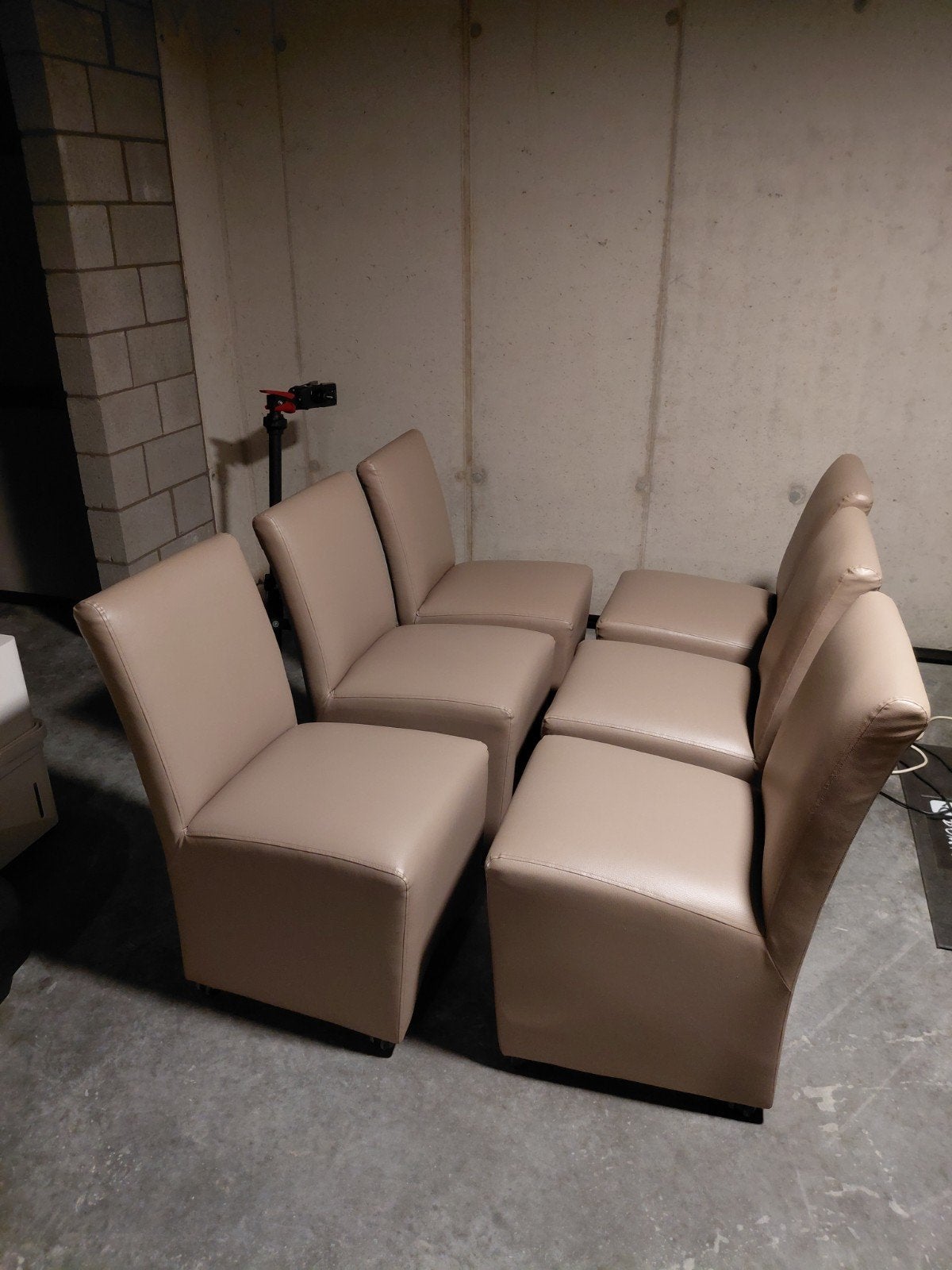 Set van 6 lederen eetkamerstoelen, Ophalen