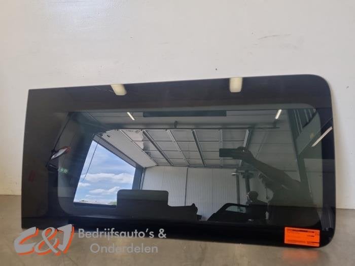 Vitre porte latérale de chargement d'un Peugeot Expert, Autos : Pièces & Accessoires, -, 3 mois de garantie, Utilisé, -