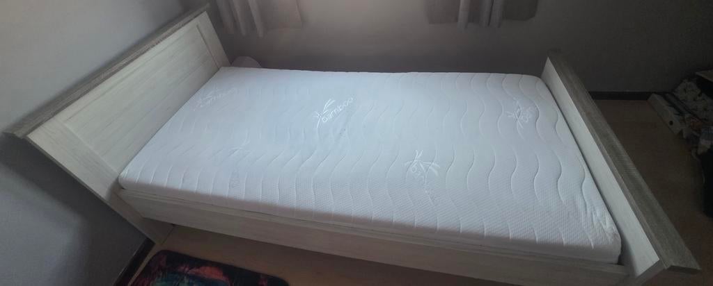 1 persoon bed 90x200 + lattenbodem + matras te koop, Huis en Inrichting, Slaapkamer | Boxsprings, Ophalen, Eenpersoons