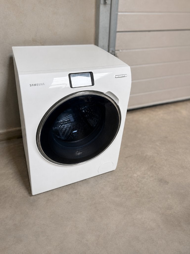Machine à laver Samsung WW10H9600EW 10 kg — 1600 tr/min, Classe énergétique A ou plus économe, 85 à 90 cm, 1600 tours ou plus
