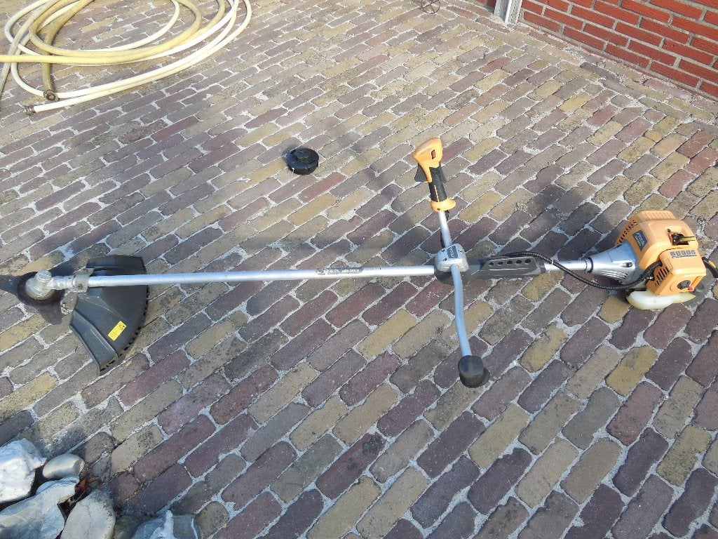 Mooie Stiga bosmaaier, Tuin en Terras, Ophalen, Zo goed als nieuw, Benzine, Stiga