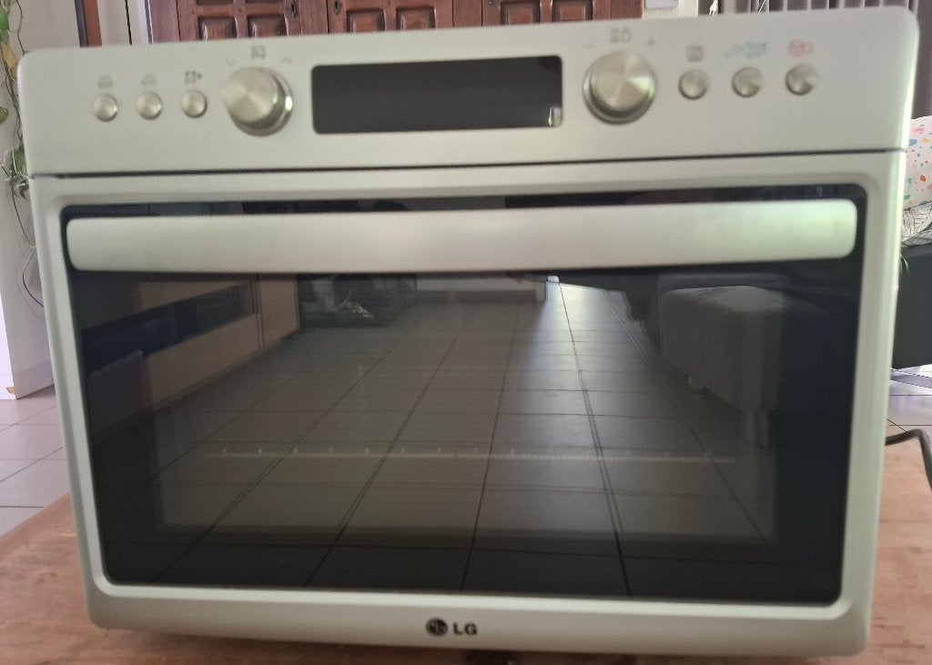 Combi oven LG, Ophalen, Microgolfoven, Zo goed als nieuw, Vrijstaand