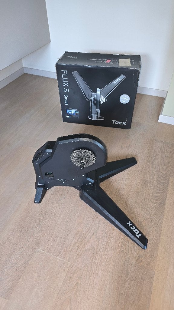 Tacx Flux S smart T2900S, Sports & Fitness, Enlèvement, Utilisé, Autres types