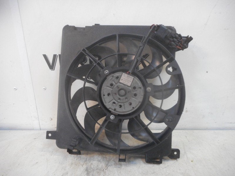 VENTILATEUR MOTEUR Opel Astra H SW (L35) (gm24467444), Robert Bosch AG, Opel, Utilisé, Robert-Bosch-Allee 1
74232  Abstatt, DE