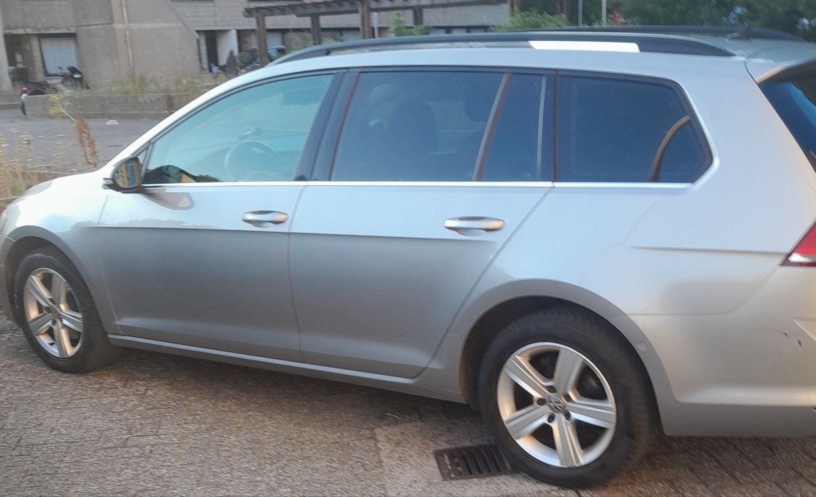 je vende voiture, Stof, Euro 6, 5 deurs, Zilver of Grijs