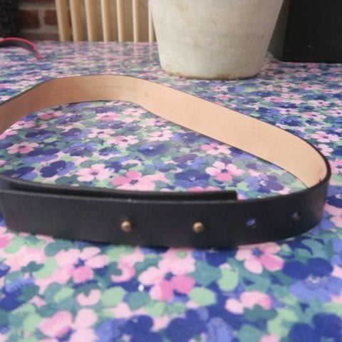 Riem nieuw leder zwart Giorgio Armani - 92 cm - br 3 cm, Kleding | Dames, Giorgio Armani, 3 tot 5 cm, Tailleriem, Ophalen of Verzenden