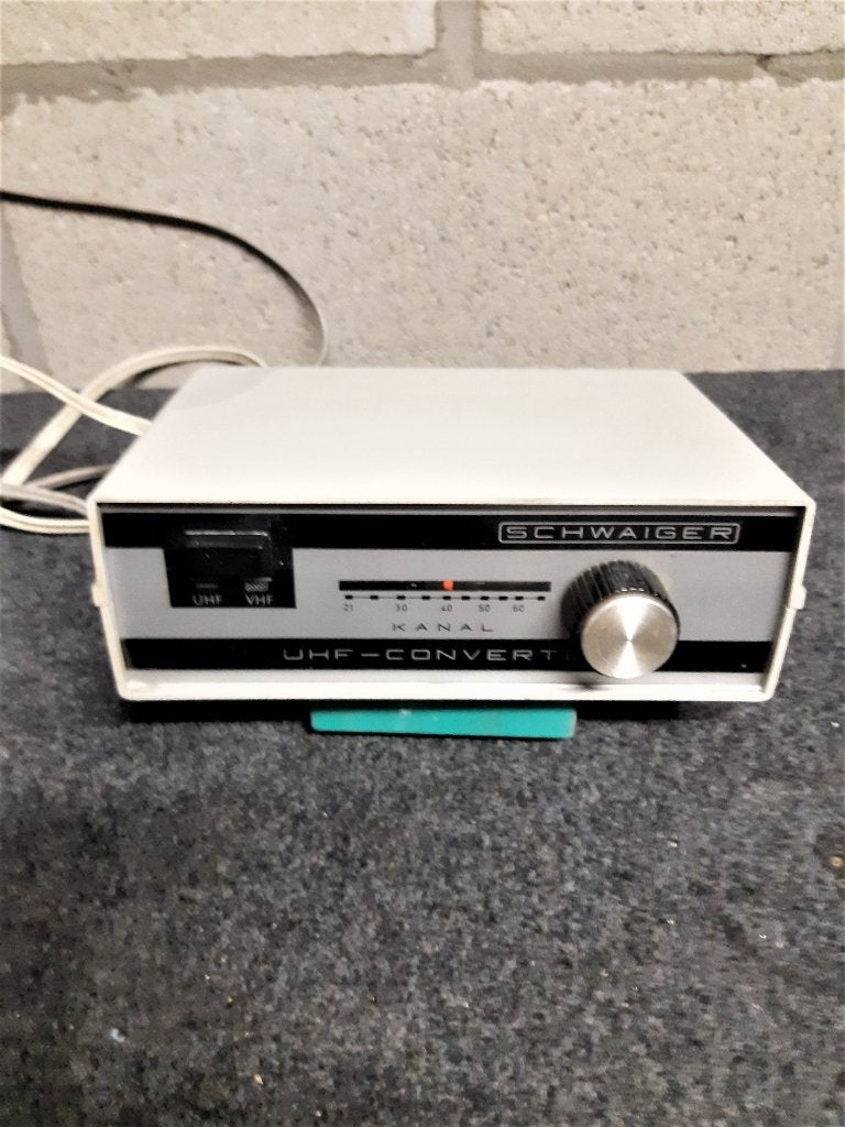 Vintage , UHF-Converter Schwaiger, jaren '60/70, Antiek en Kunst, Ophalen