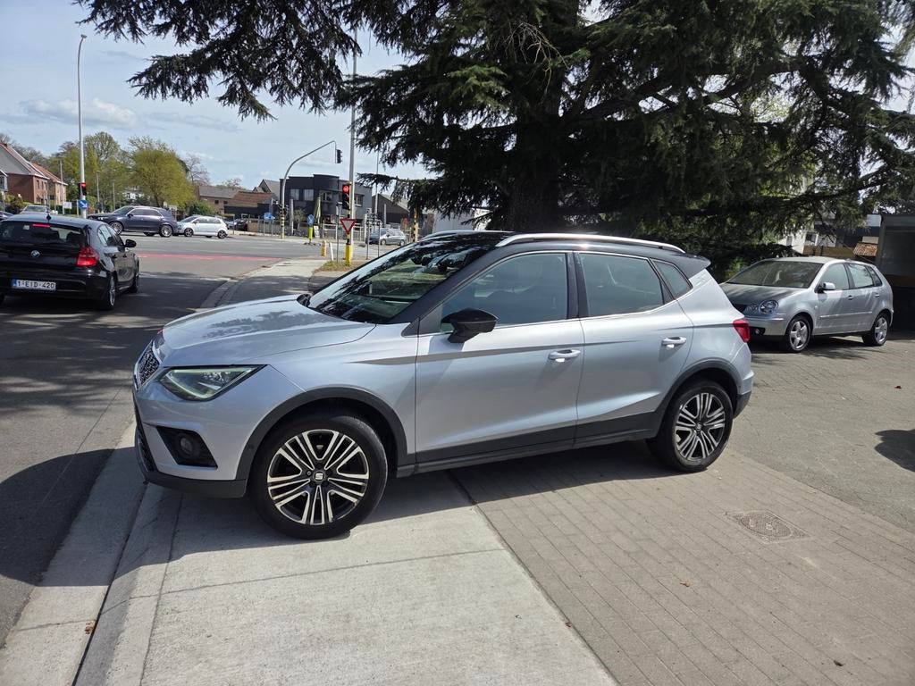 Seat Arona 1.6TDI EURO6-d full option 2018/11, Autos, Seat, Argent ou Gris, Achat, Entreprise, Garantie prolongée