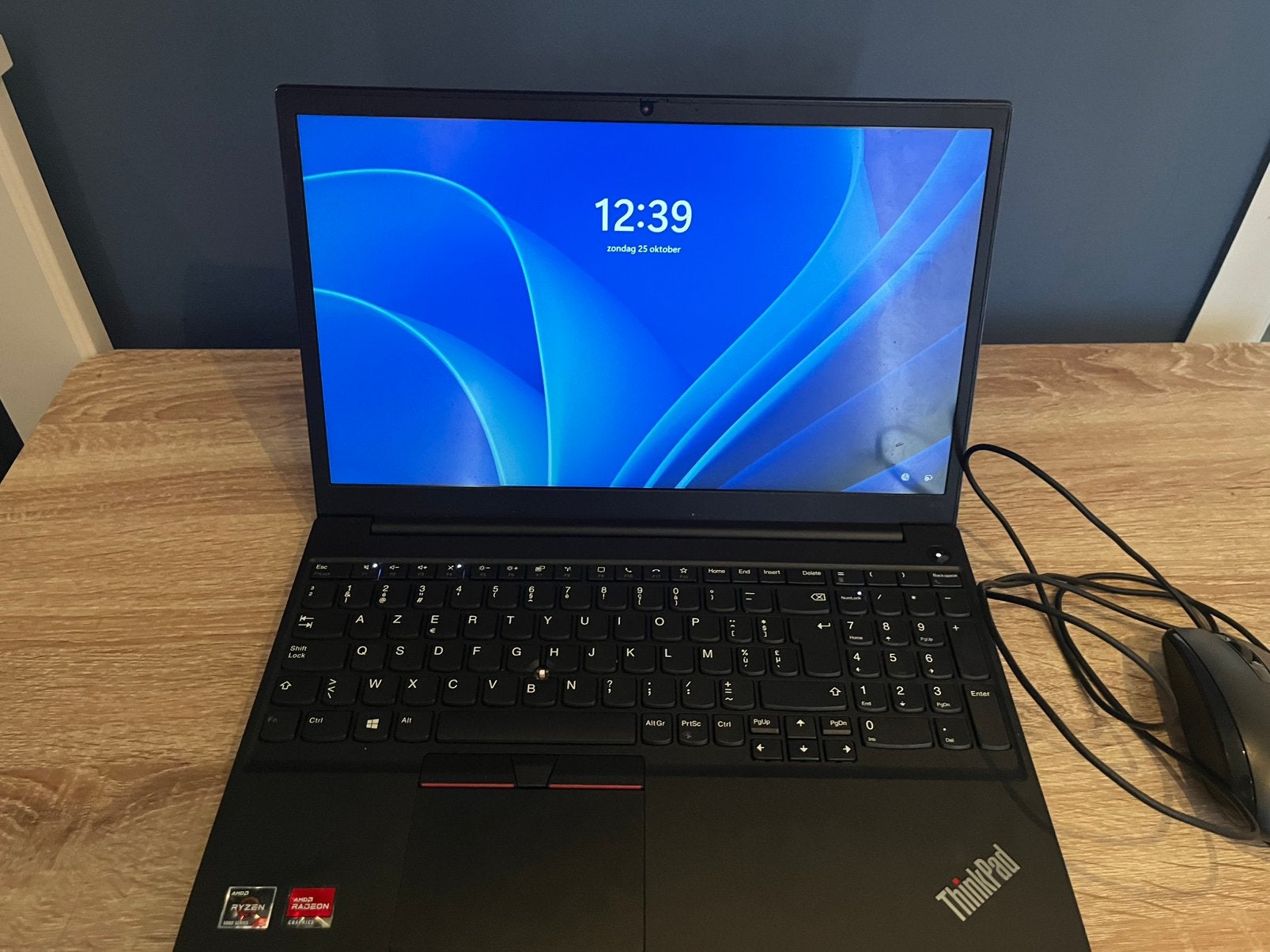 Lenovo ThinkPad Ryzen 5, Computers en Software, Ophalen of Verzenden, Zo goed als nieuw, Azerty