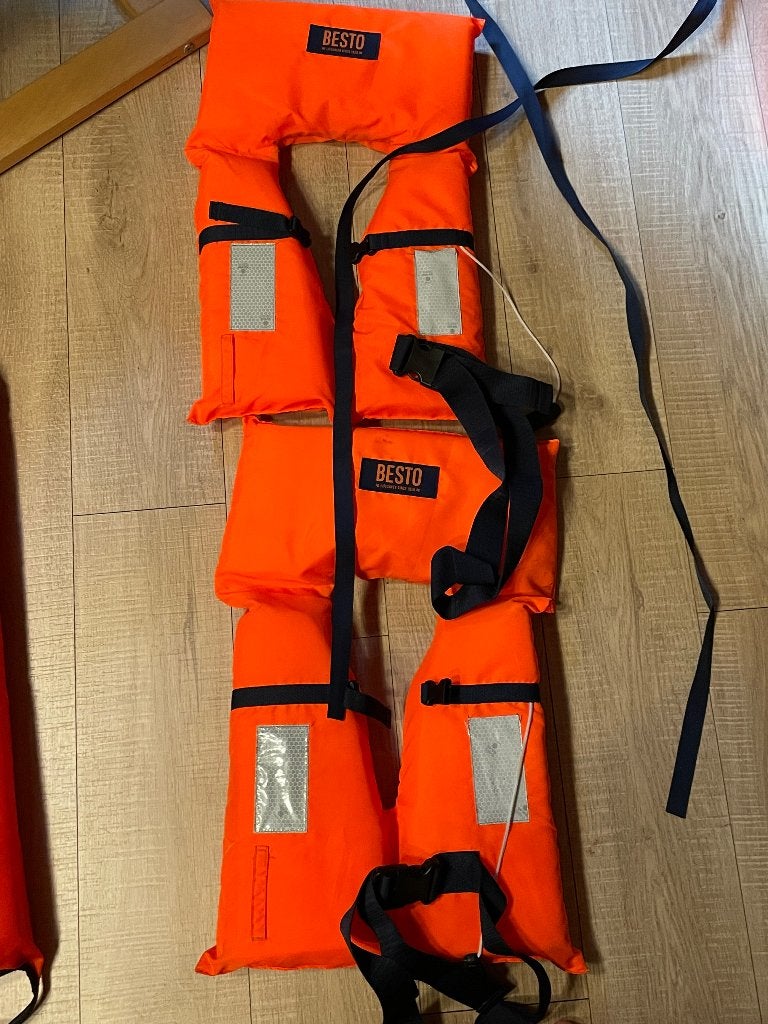 5 reddingsvesten, Ophalen, Zo goed als nieuw, Reddingsvest of Zwemvest