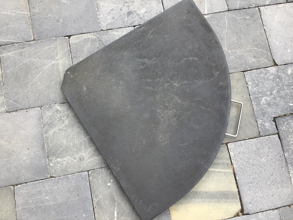 2 stenen voor parasol voet, Ophalen, Zo goed als nieuw