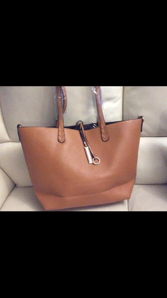 Soepel lederen handtas in verschillende kleuren  79€/st, Ophalen, Nieuw