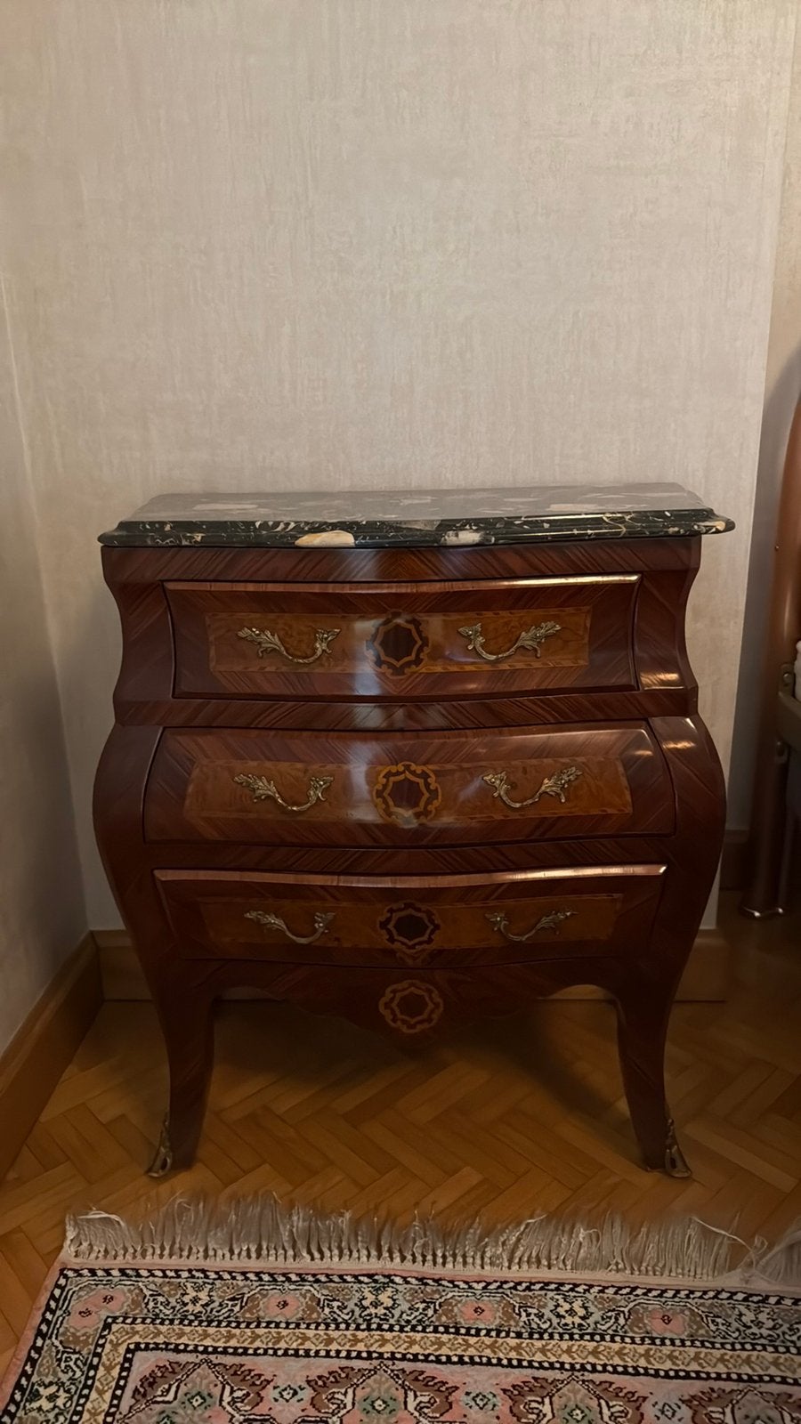 2 tables de chevet en marqueterie Franco Monzio (Italie), 45 à 65 cm, Comme neuf, Enlèvement, 55 à 70 cm