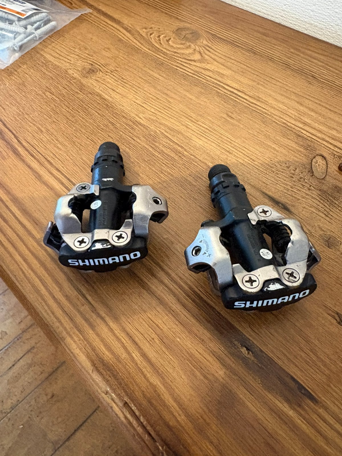 2 Shimano PD-M520 SPD pedaal - black, Fietsen en Brommers, Fietsonderdelen, Ophalen, Zo goed als nieuw