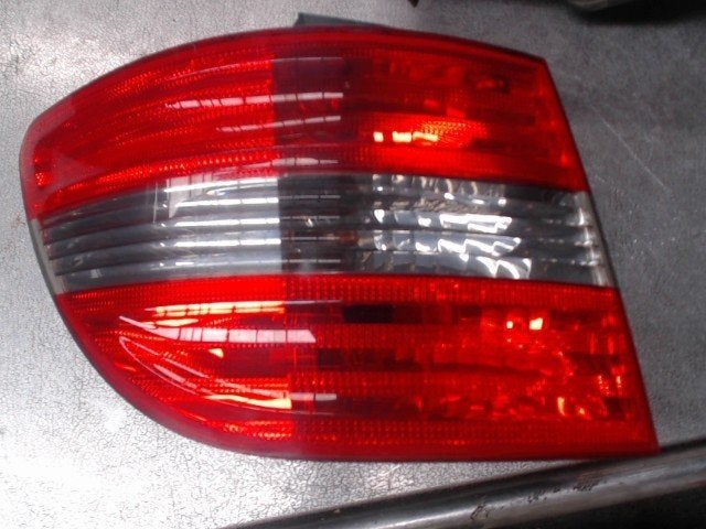 Feu arrière droit Mercedes T245 2005-2008 LP/15212, Ophalen, Gebruikt
