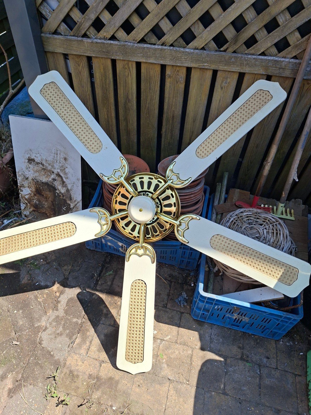 Plafond ventilator, Ophalen