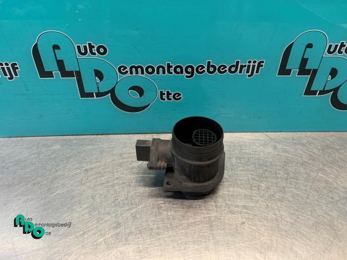 Compteur de masse d'air d'un Volkswagen Golf (Golf 04-), Volkswagen, -, 3 mois de garantie, Utilisé