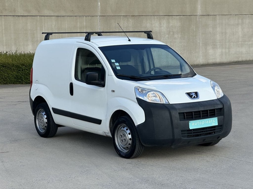 Peugeot Bipper 2011 Airco Trekhaak 124000km, Auto's, 1242 cc, Wit, Bedrijf, 55 kW