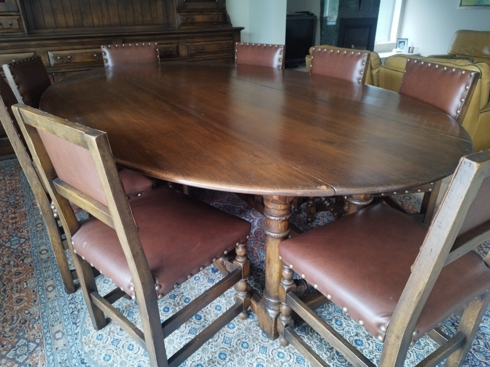 Eiken eettafel met 8 stoelen., Ophalen