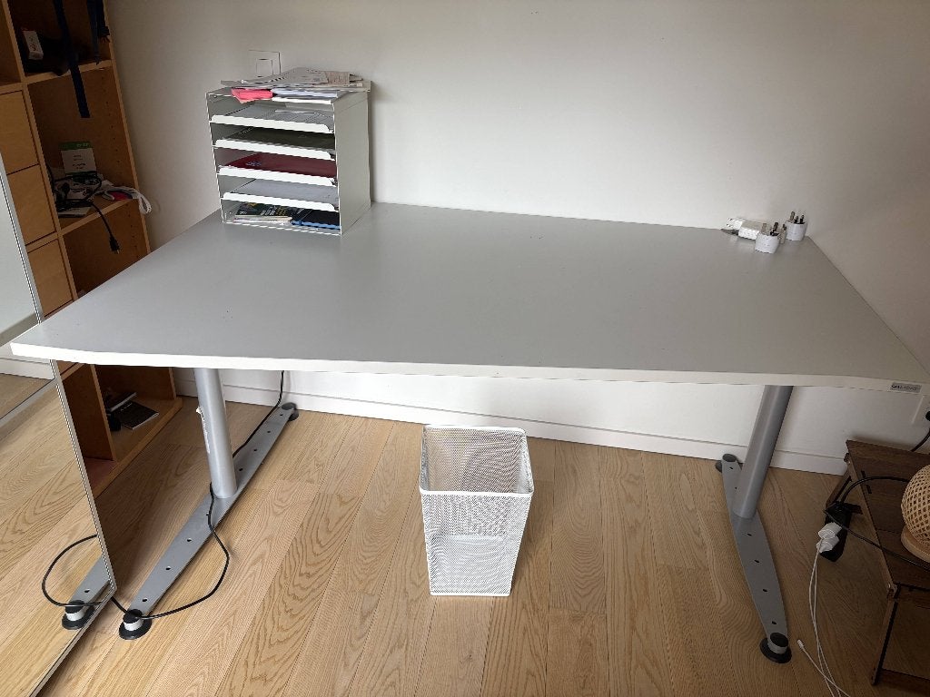 Groot bureau / werktafel 160  100 cm, Ophalen, Gebruikt, Metaal, Grijs