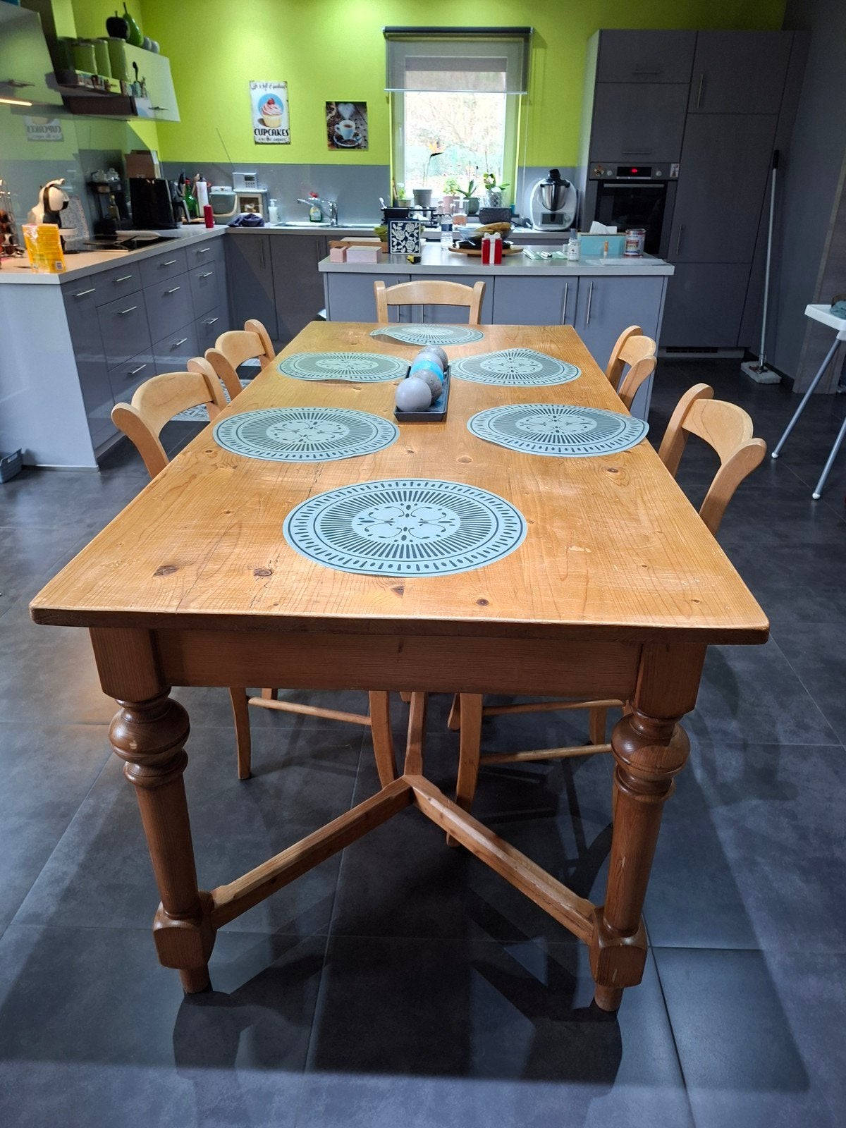 Table pitchpin + chaises