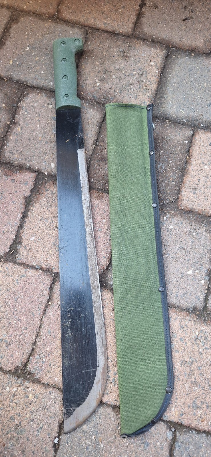 Machete, Ophalen
