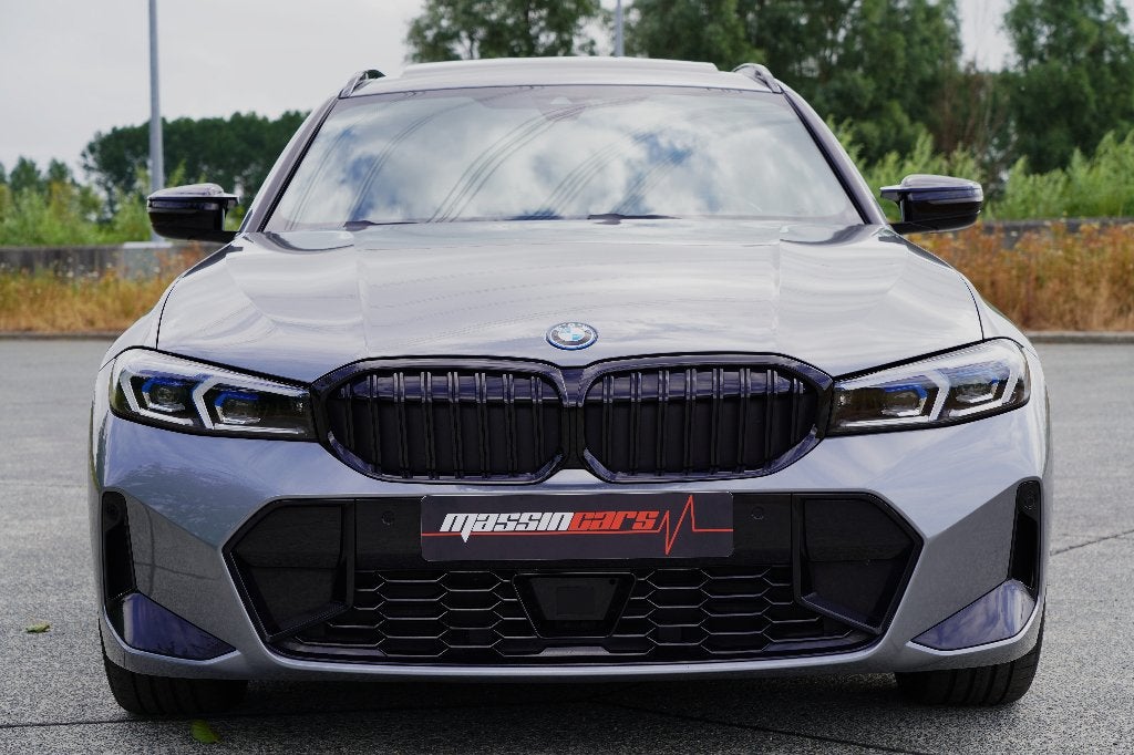Prachtige BMW G21 330e Touring M-Pakket PHEV, Auto's, Automaat, Leder, Bedrijf, 5 deurs